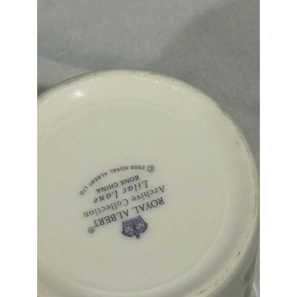 Royal Albert Collection Lilac Lane Bone China Mug England Lilac Floral Coffee